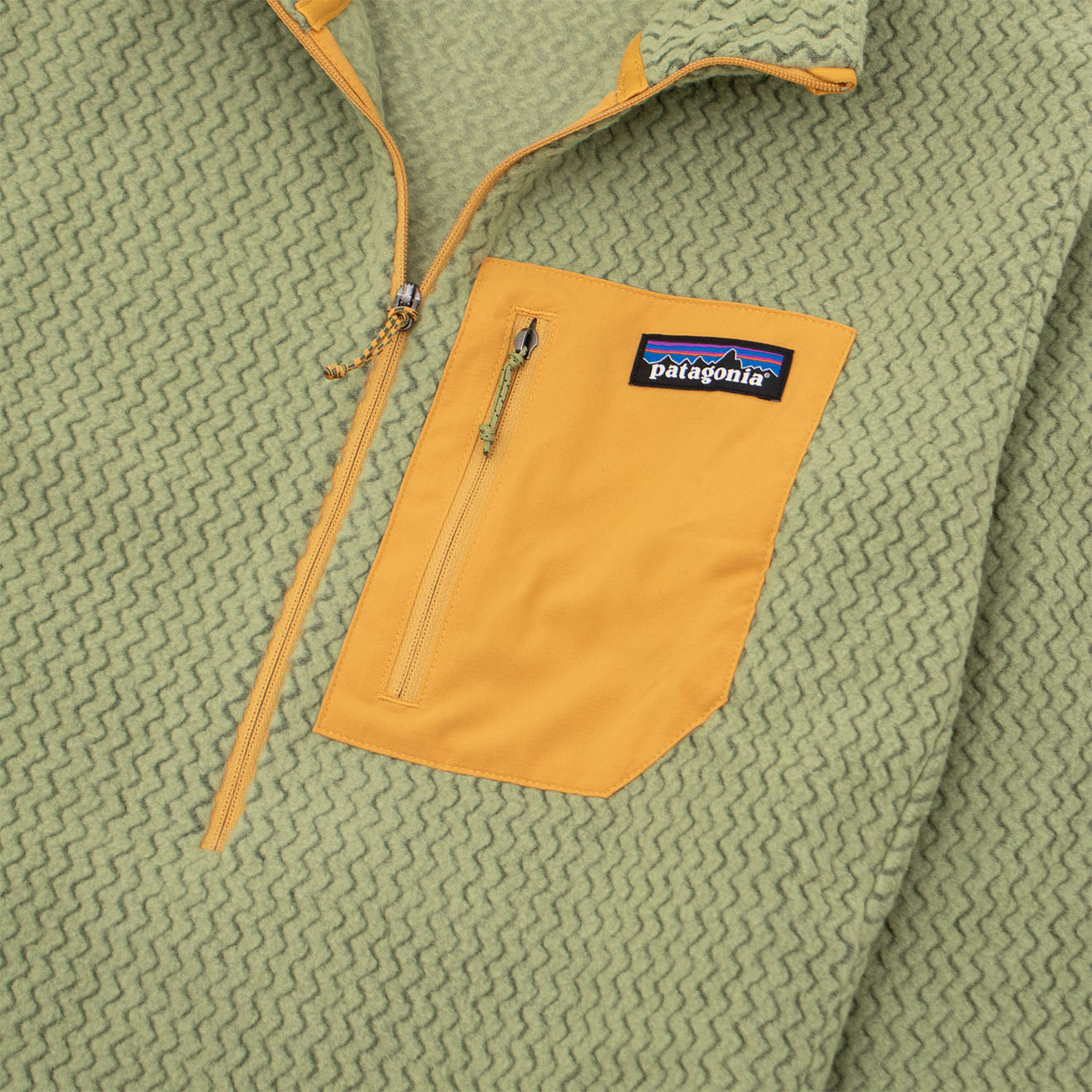 Patagonia R1 Air Zip Neck Buckhorn Green - The Sporting Lodge
