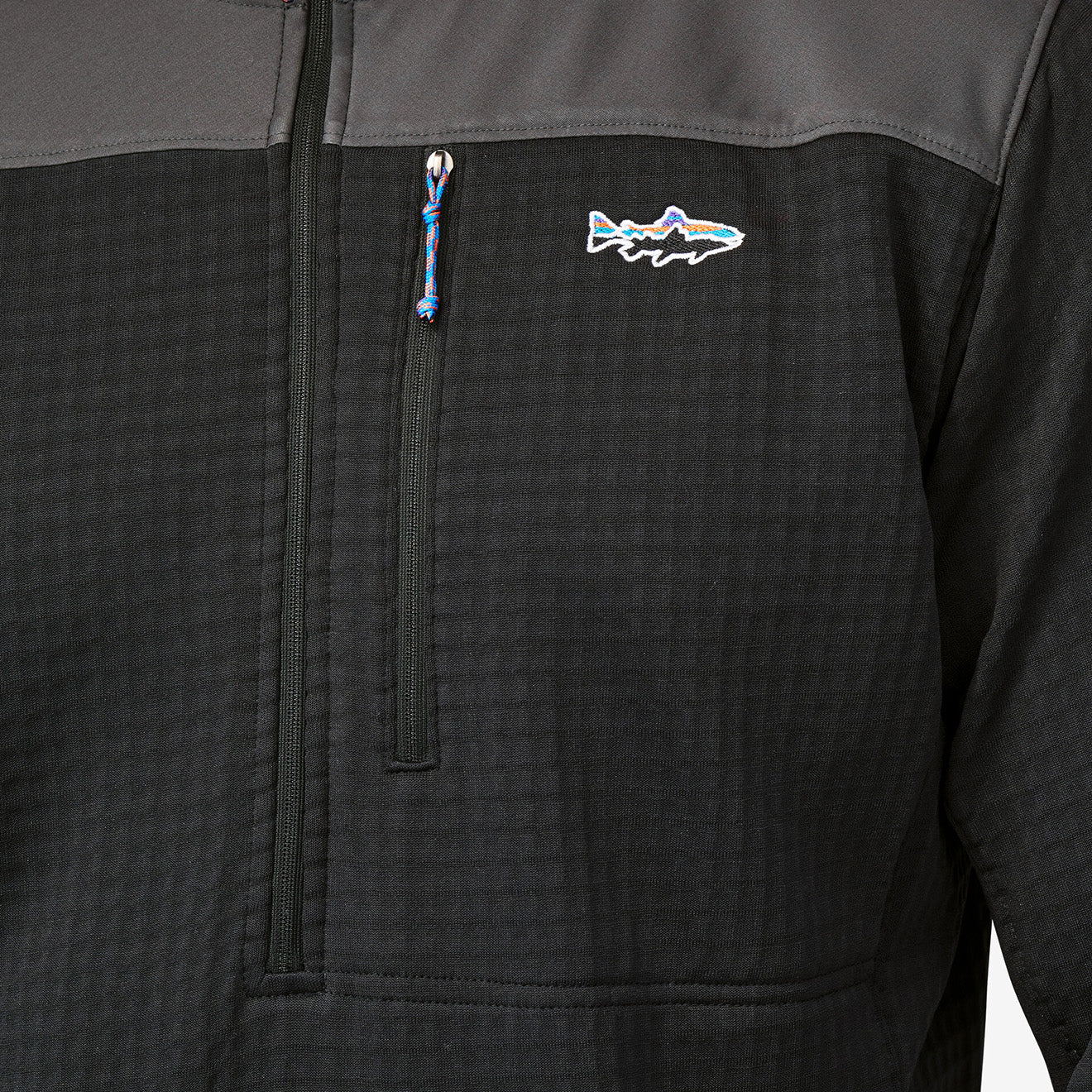 Patagonia Long-Sleeved R1 Fitz Roy 1/4-Zip Black - The Sporting Lodge