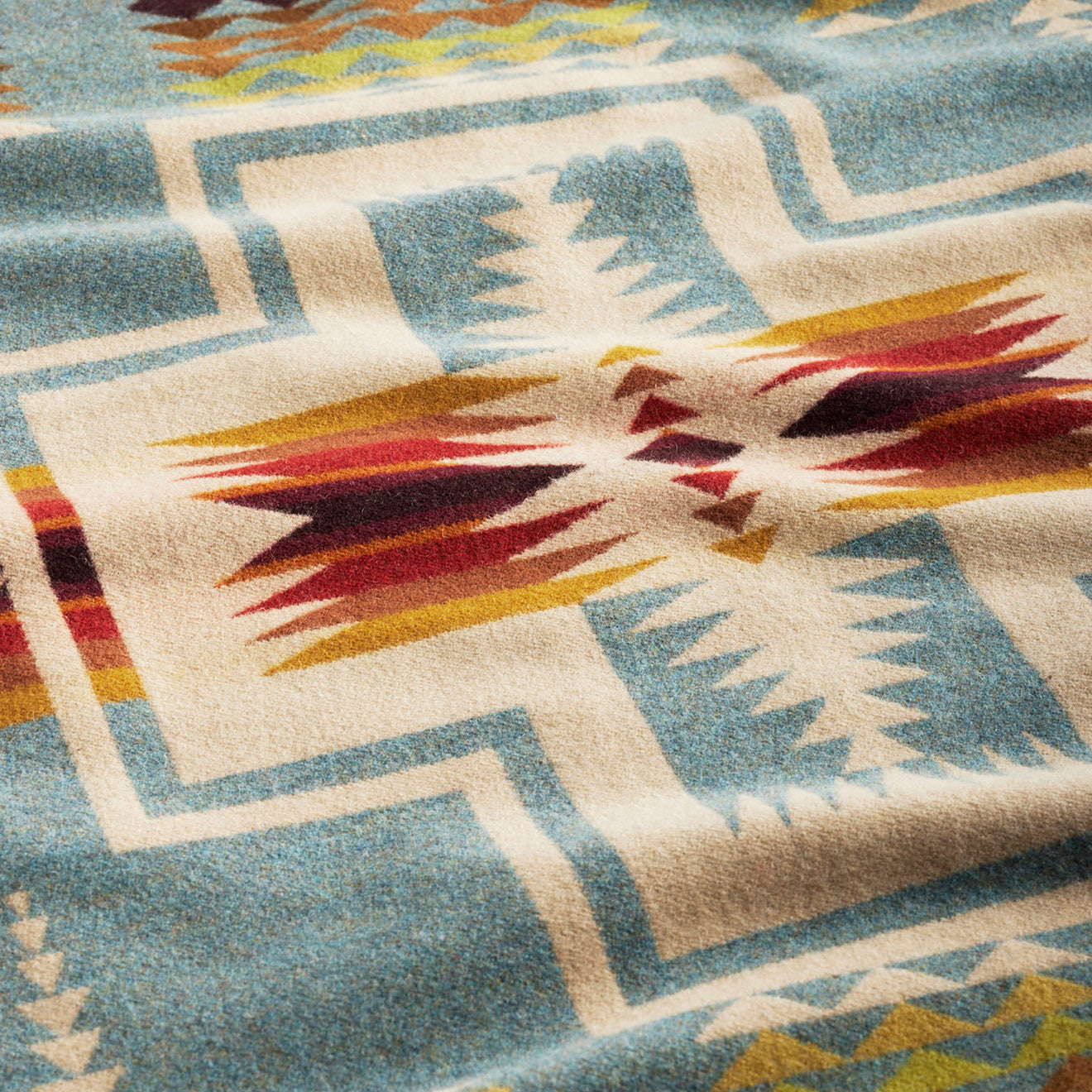 Pendleton Jacquard Napped Robe Harding Shale - The Sporting Lodge