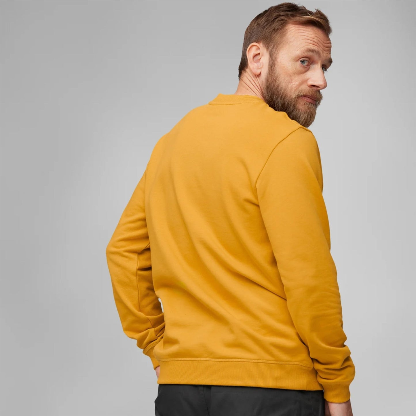 Fjallraven 1960 Logo Badge Sweater Mustard Yellow - The Sporting Lodge