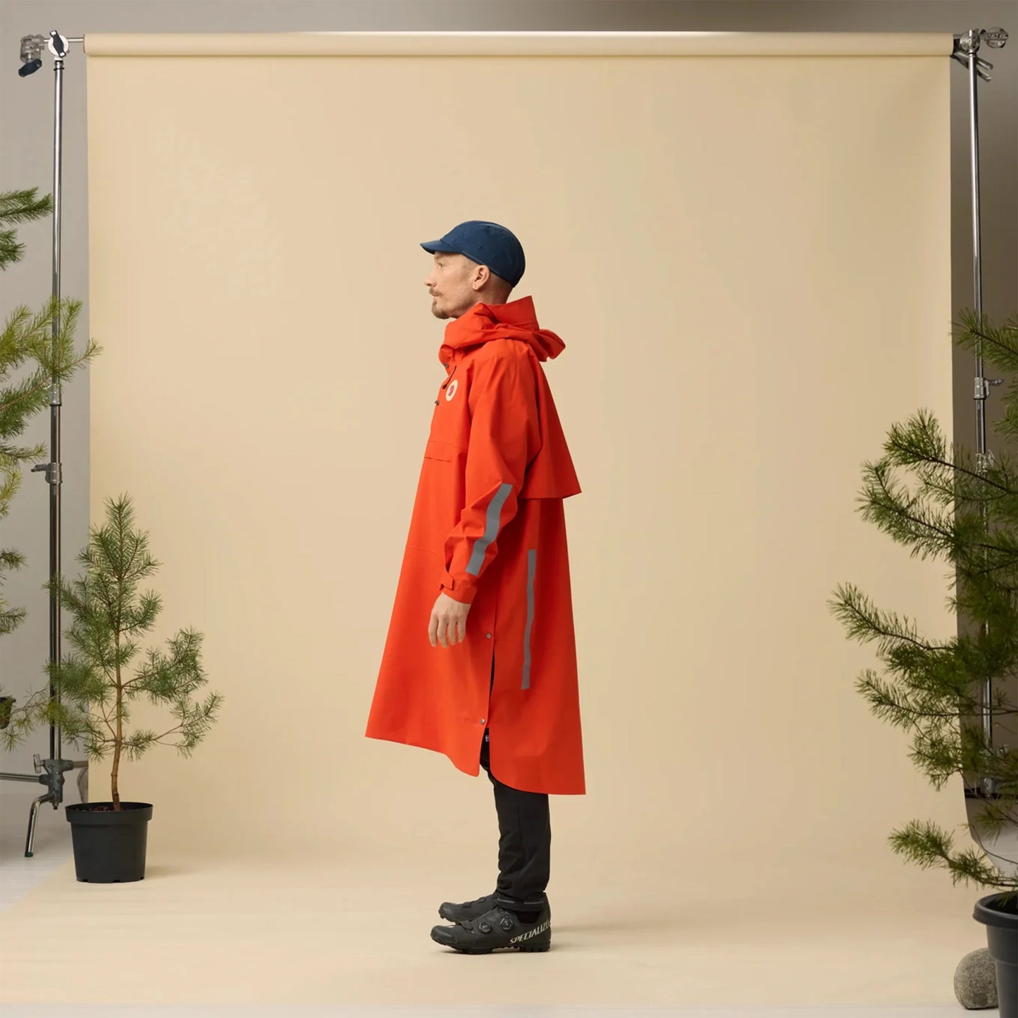 Fjallraven Hoja Rain Fox Poncho Flame Orange - The Sporting Lodge
