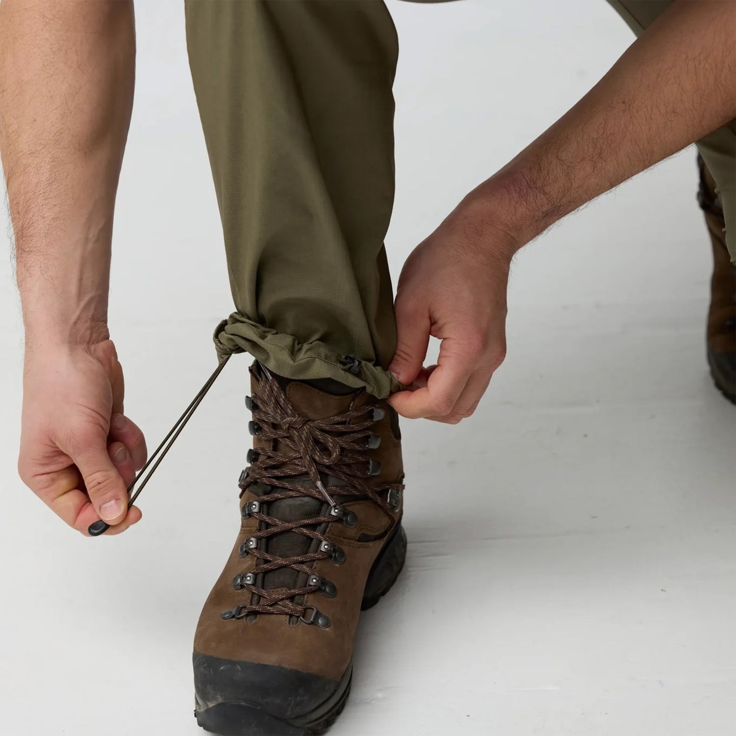 Fjallraven Abisko Hybrid Trail Trousers Regular Laurel Green - The Sporting Lodge