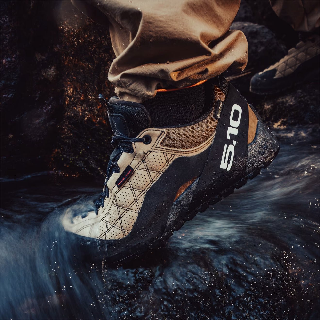 Adidas Guidetennie Pro Gore-Tex Trainer Cardbo / Footwear White / Carbon Black