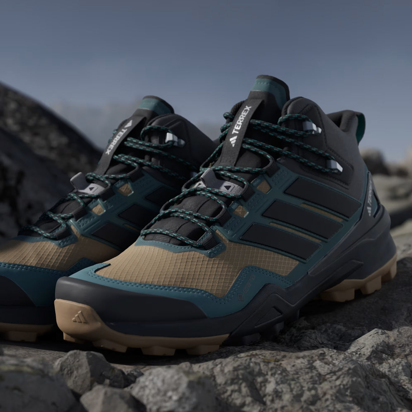 Adidas Terrex Skychaser Mid GORE-TEX Hiking Shoes Cardboard / Core Black / Preloved Teal