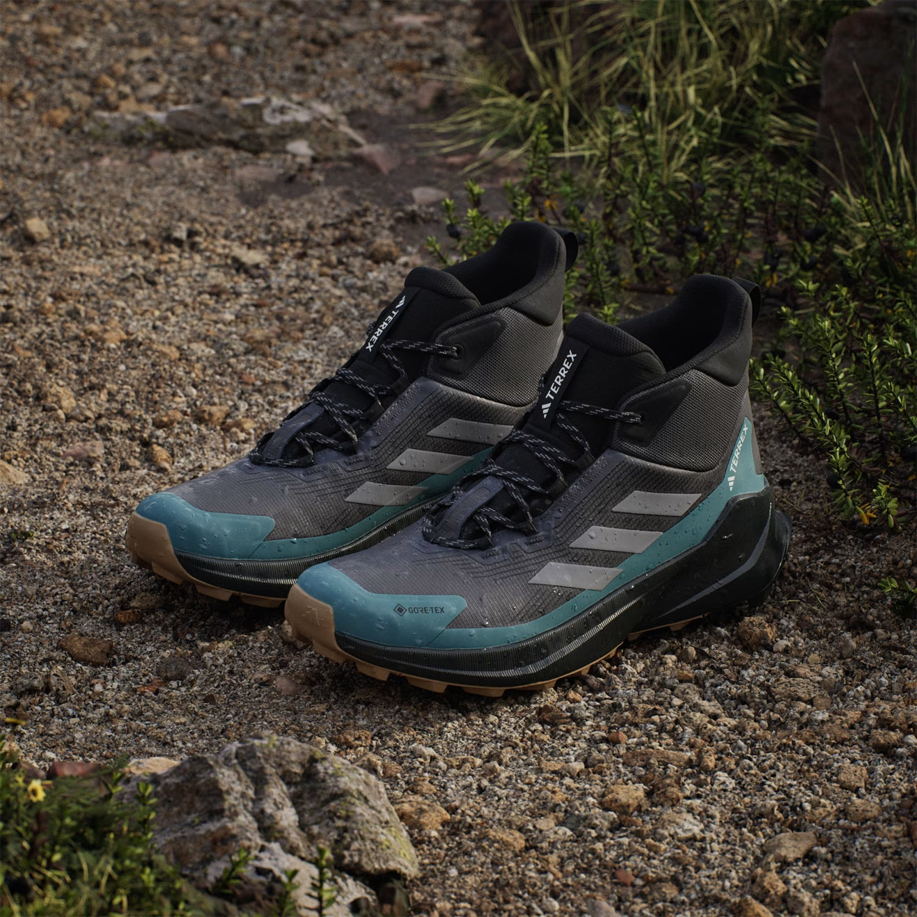 Adidas Terrex Trailmaker 2.0 Mid Gore-Tex Hiking Shoes Grey / Preloved Teal