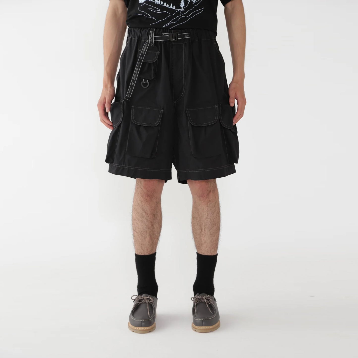 And Wander Multi Pocket Short Pants Black