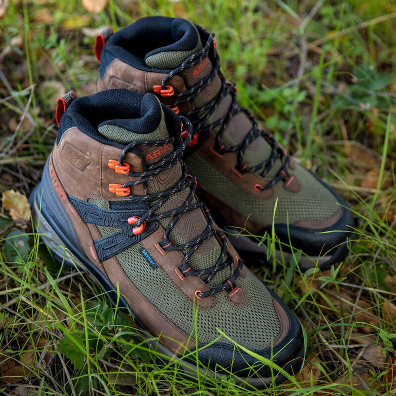 Ariat Traverse Mid Waterproof Hiking Boot Brown Bark