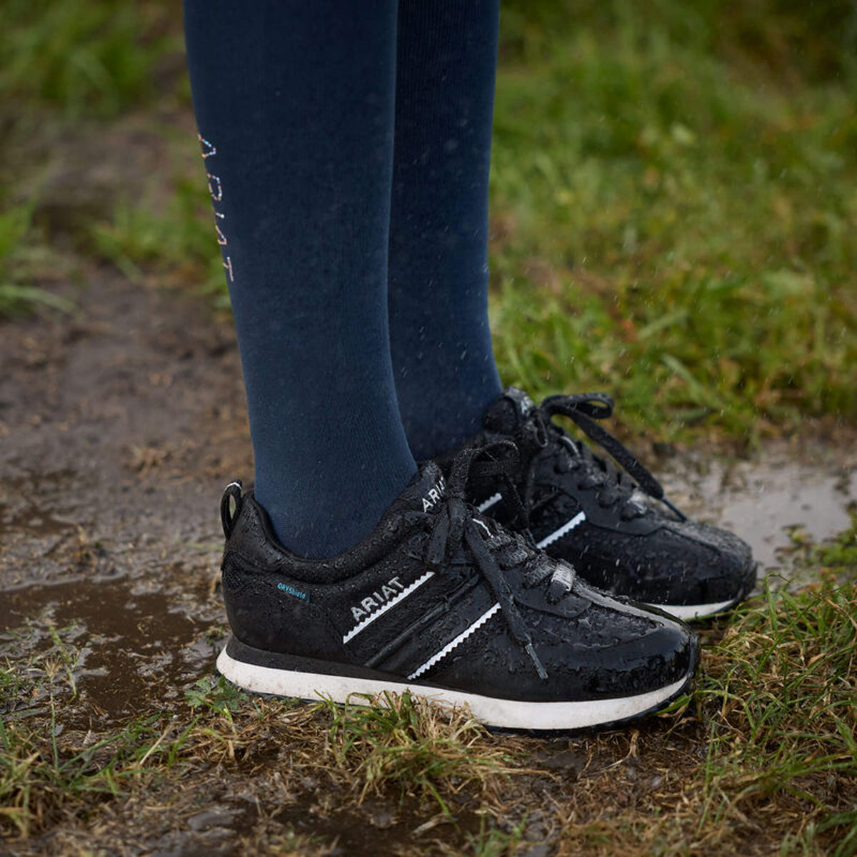 Ariat Womens Ranch Runner Waterproof Shoe Carbon Black