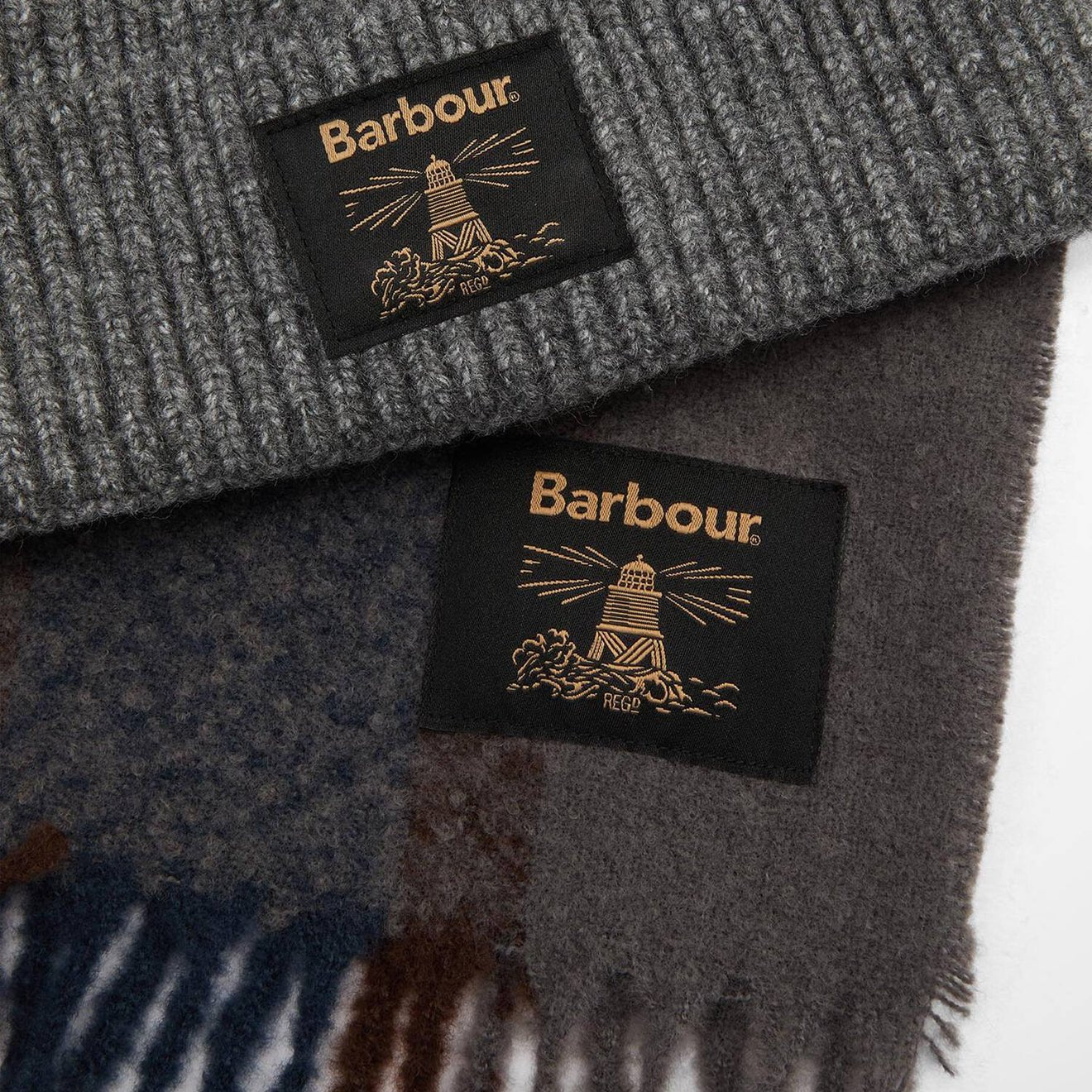 Barbour Westerdale Beanie & Scarf Gift Set Midnight Oak - The Sporting Lodge