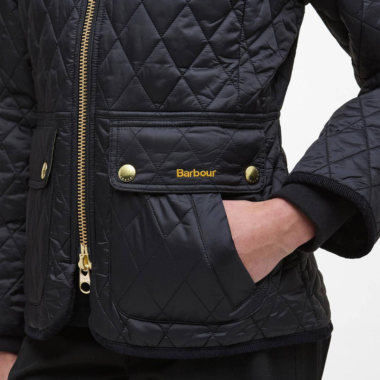 Barbour Womens Beadnell Fitted Quilted Jacket Black/Classic - The Sporting Lodge