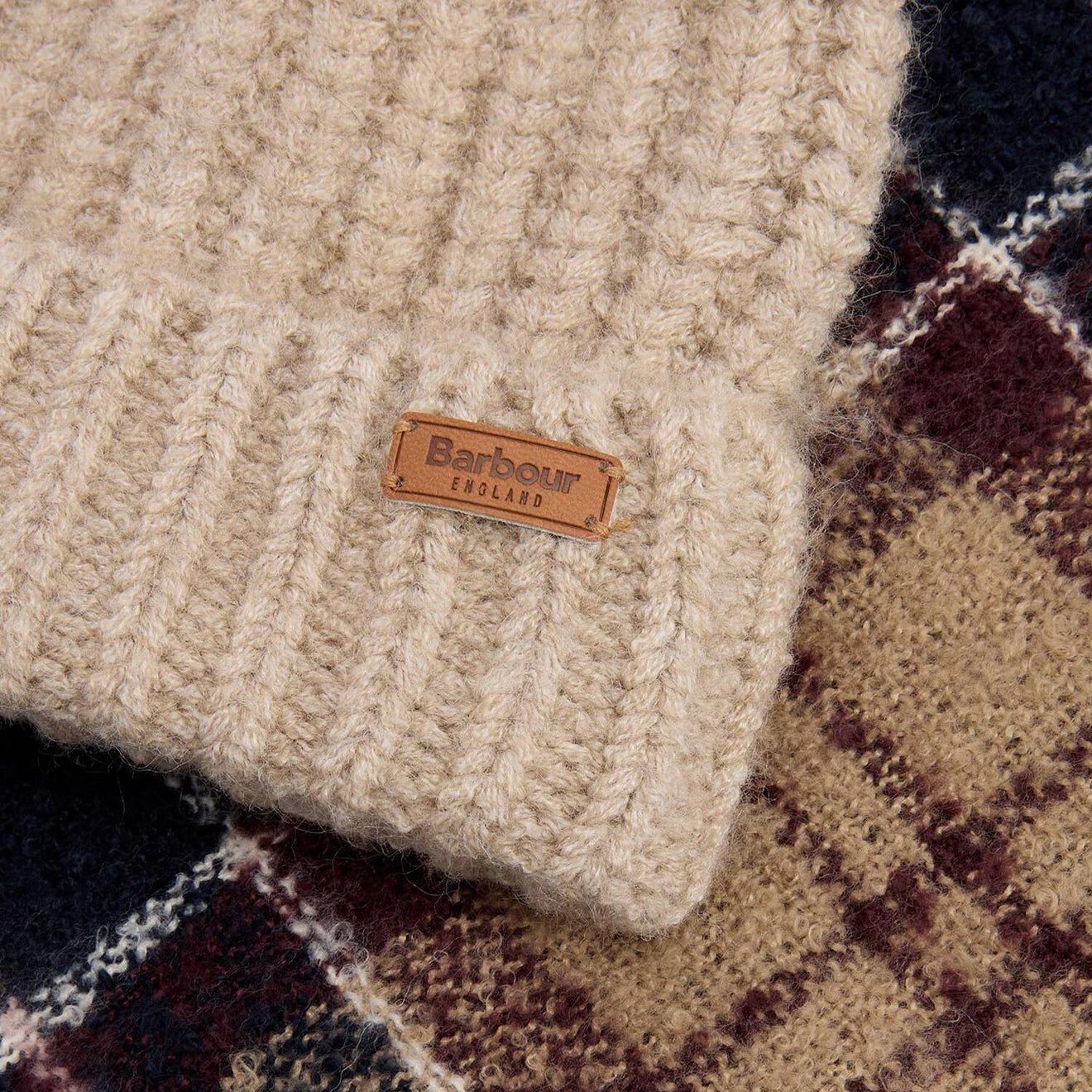 Barbour Womens Saltburn Beanie & Tartan Scarf Gift Set Gardenia Tartan - The Sporting Lodge