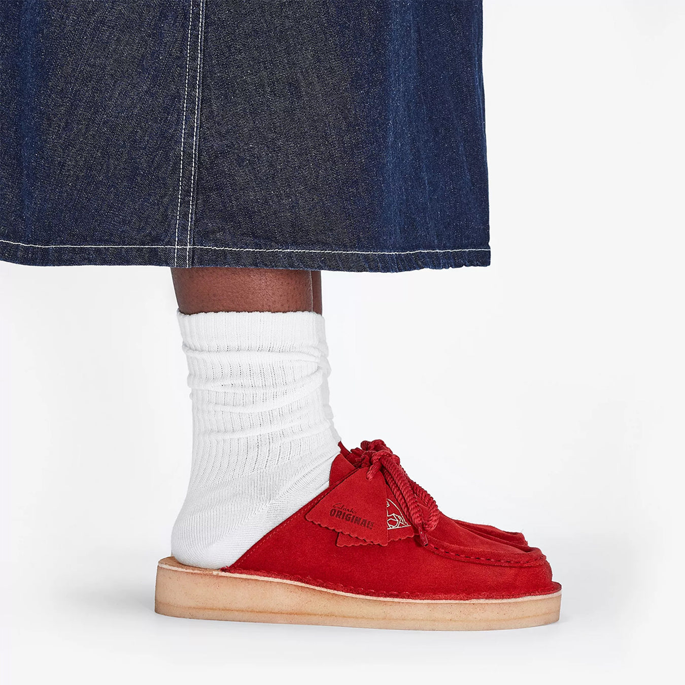 Clarks Originals Womens DSRT Nomad Mule Red Suede
