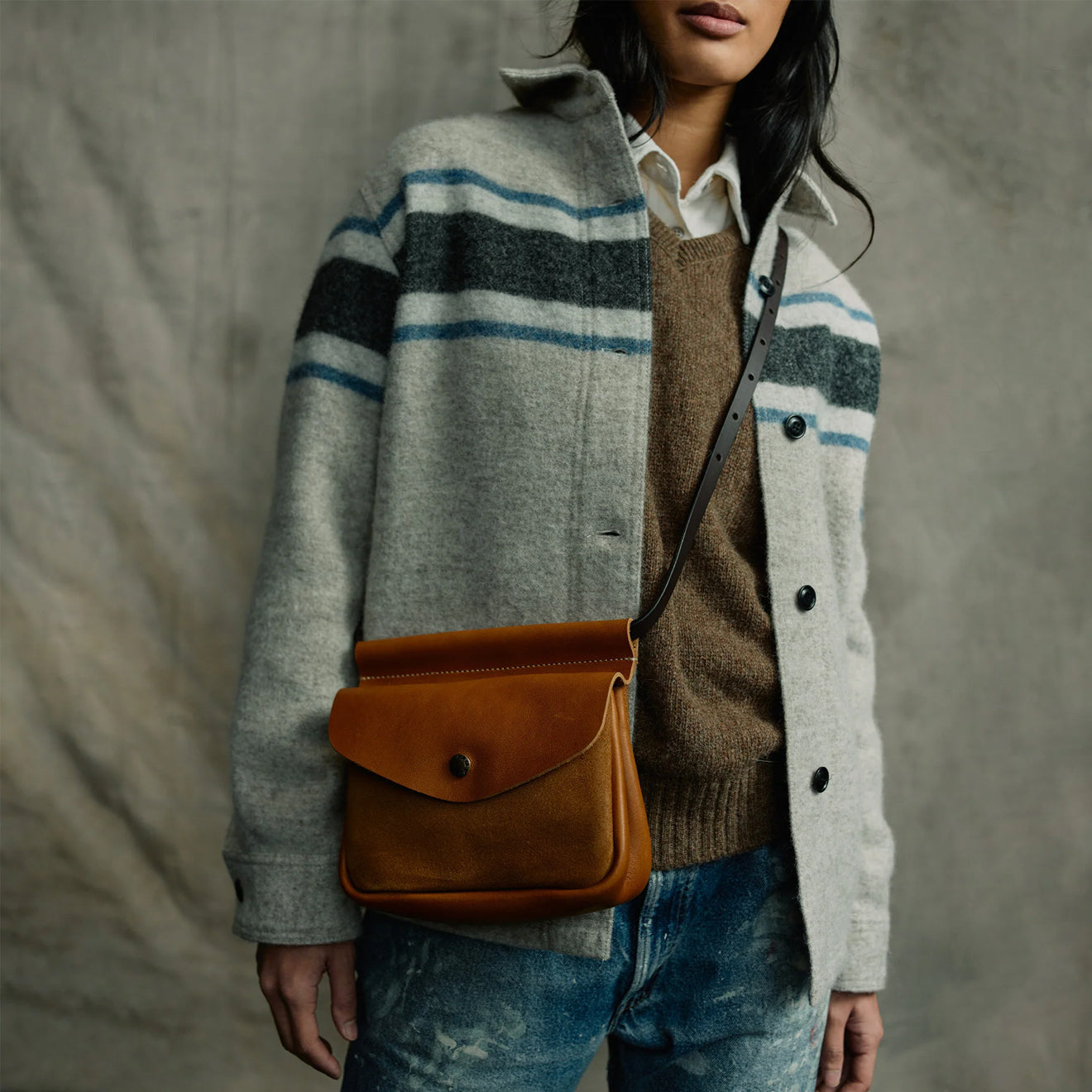 Filson Suede Convertible Field Bag Saddle Brown