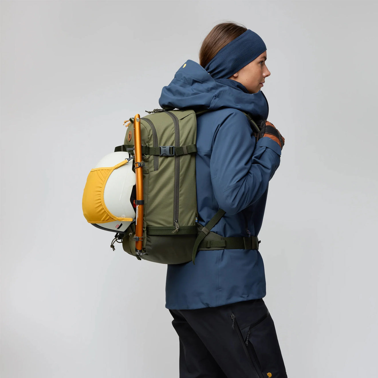 Fjallraven Bergtagen Touring 22 Laurel Green / Deep Forest