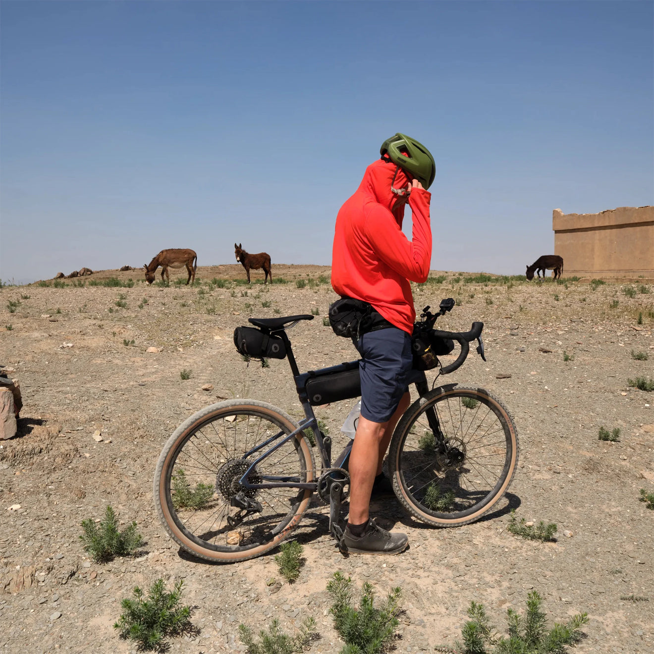 Fjallraven Hoja Hybrid Shorts Navy - The Sporting Lodge