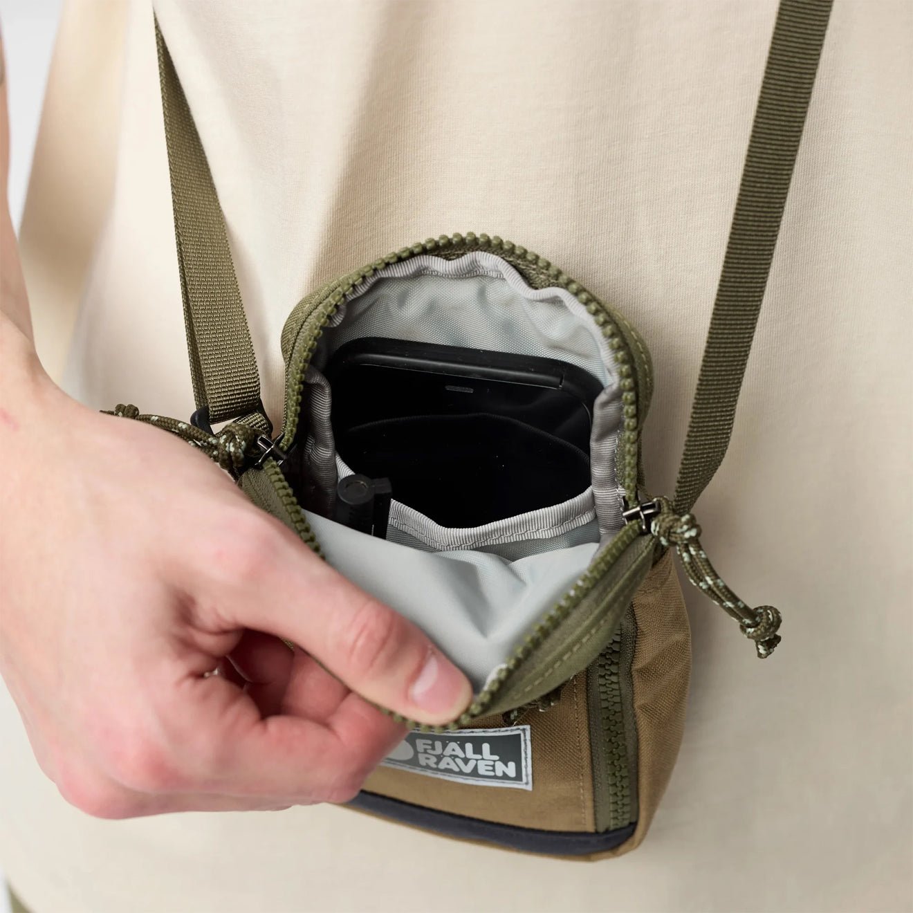 Fjallraven Vardag Pocket Small Green / Clay