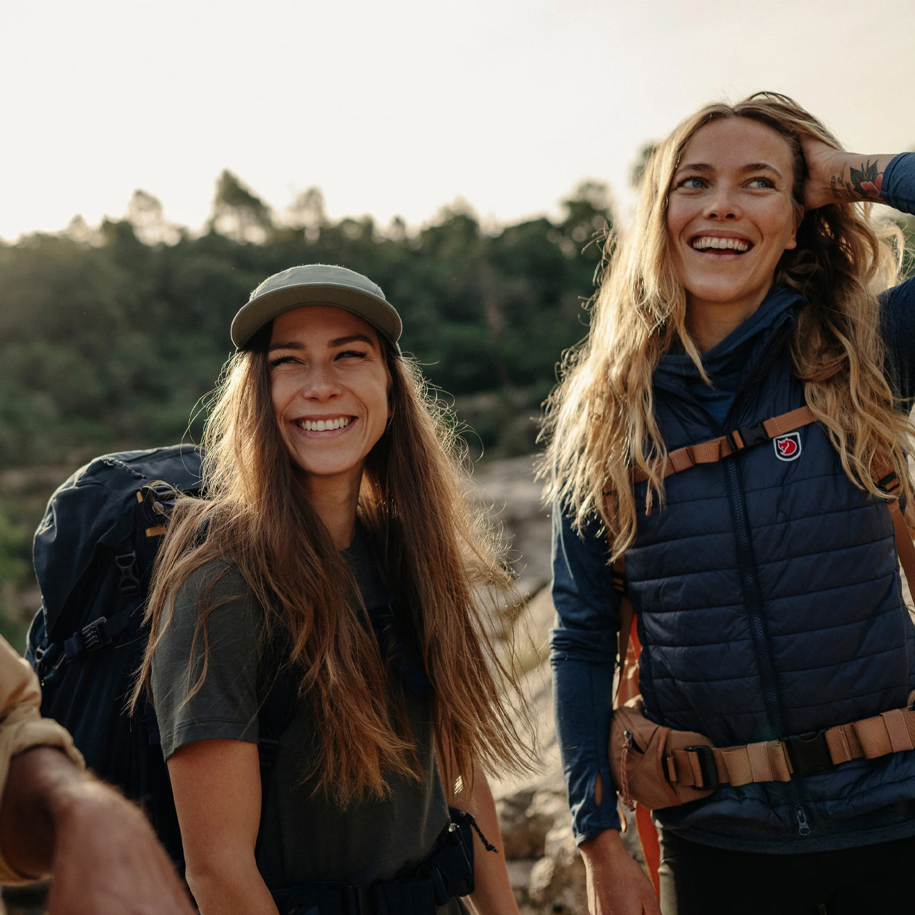 Fjallraven Womens Abisko Wool SS Black - The Sporting Lodge