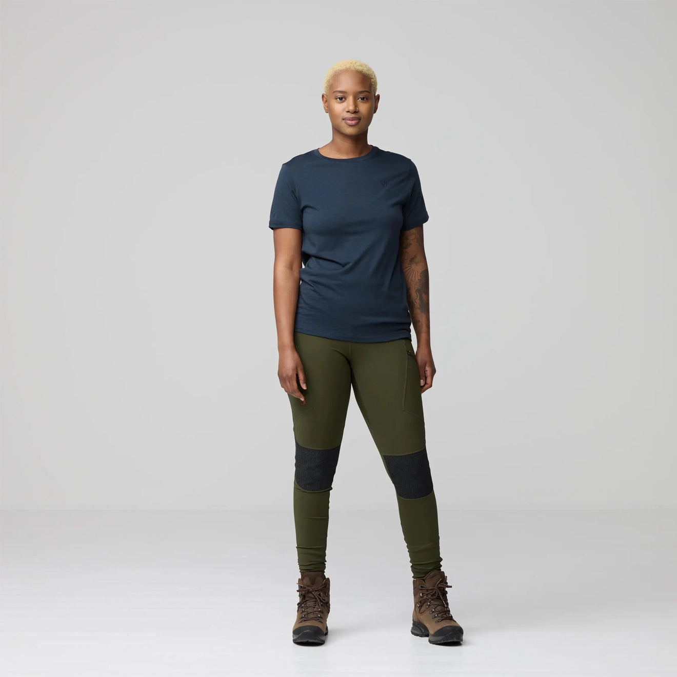 Fjallraven Womens Abisko Wool SS Black - The Sporting Lodge
