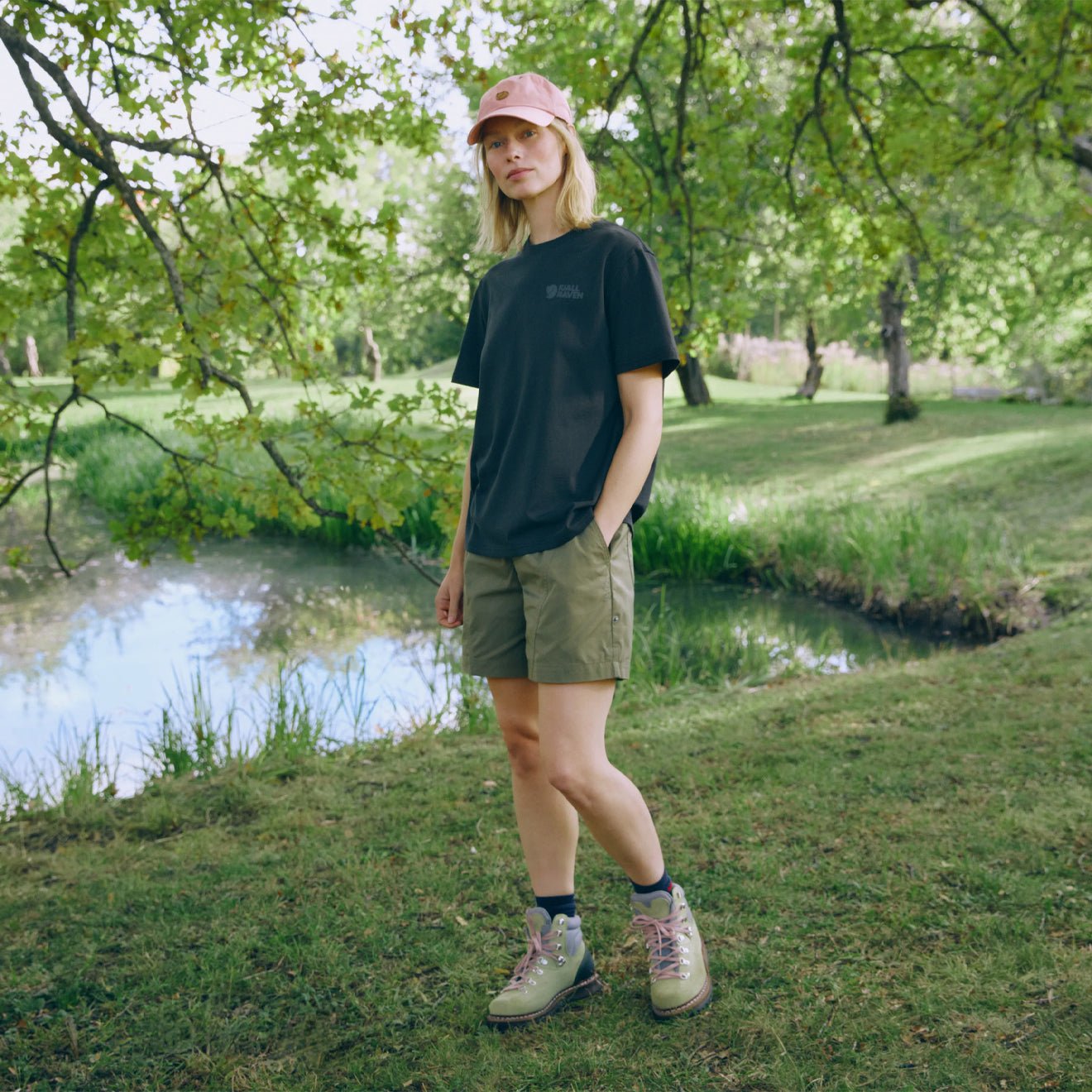 Fjallraven Womens Heavy Classic T-shirt Black - The Sporting Lodge