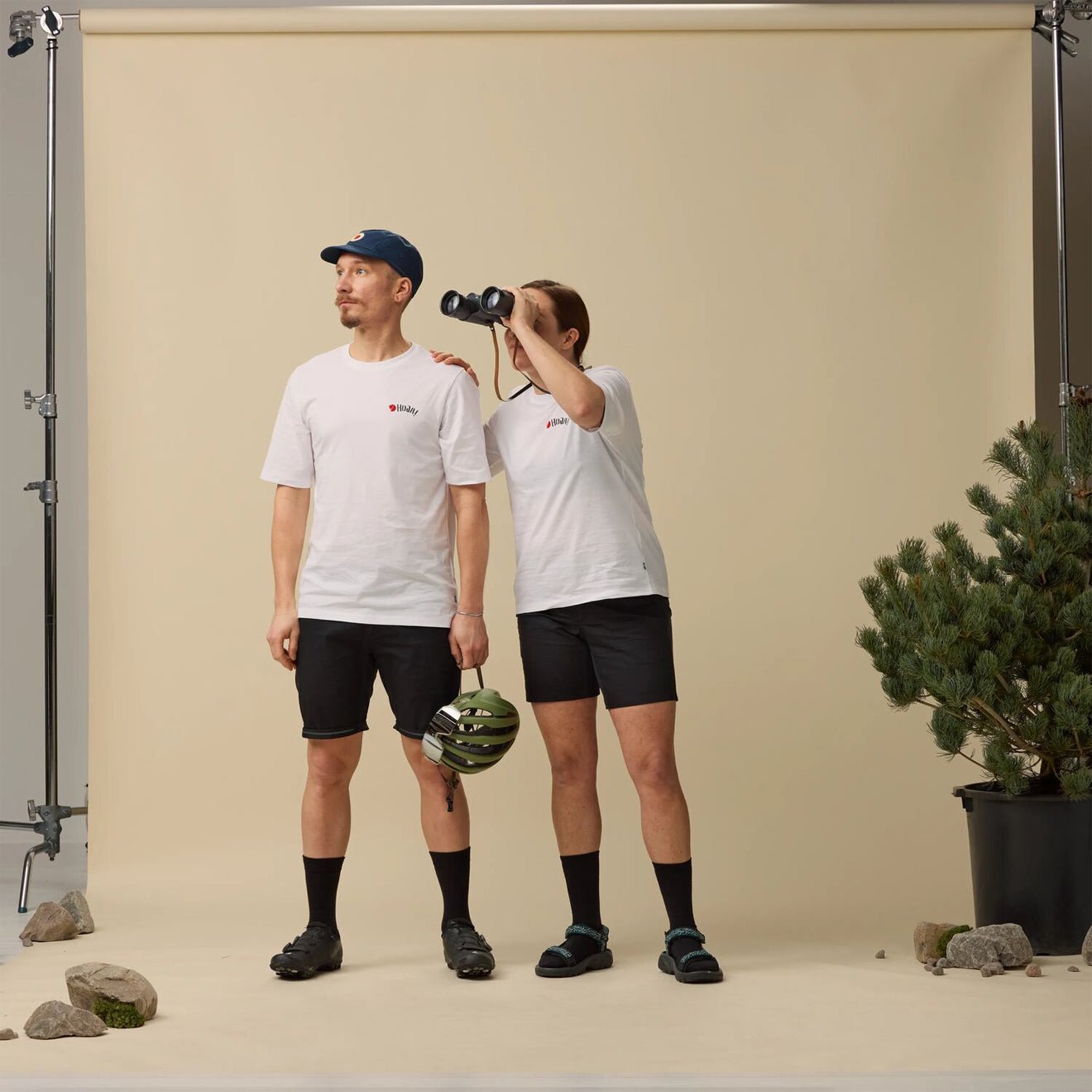 Fjallraven Womens Hoja Hybrid Shorts Black - The Sporting Lodge