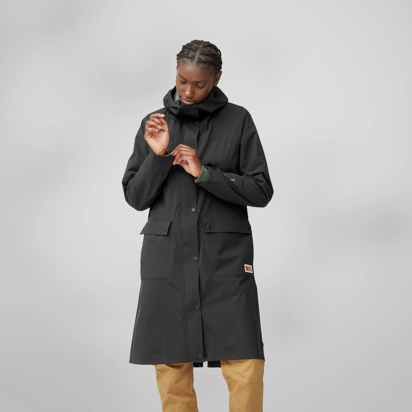 Fjallraven Womens Vardag Rain Parka Black - The Sporting Lodge