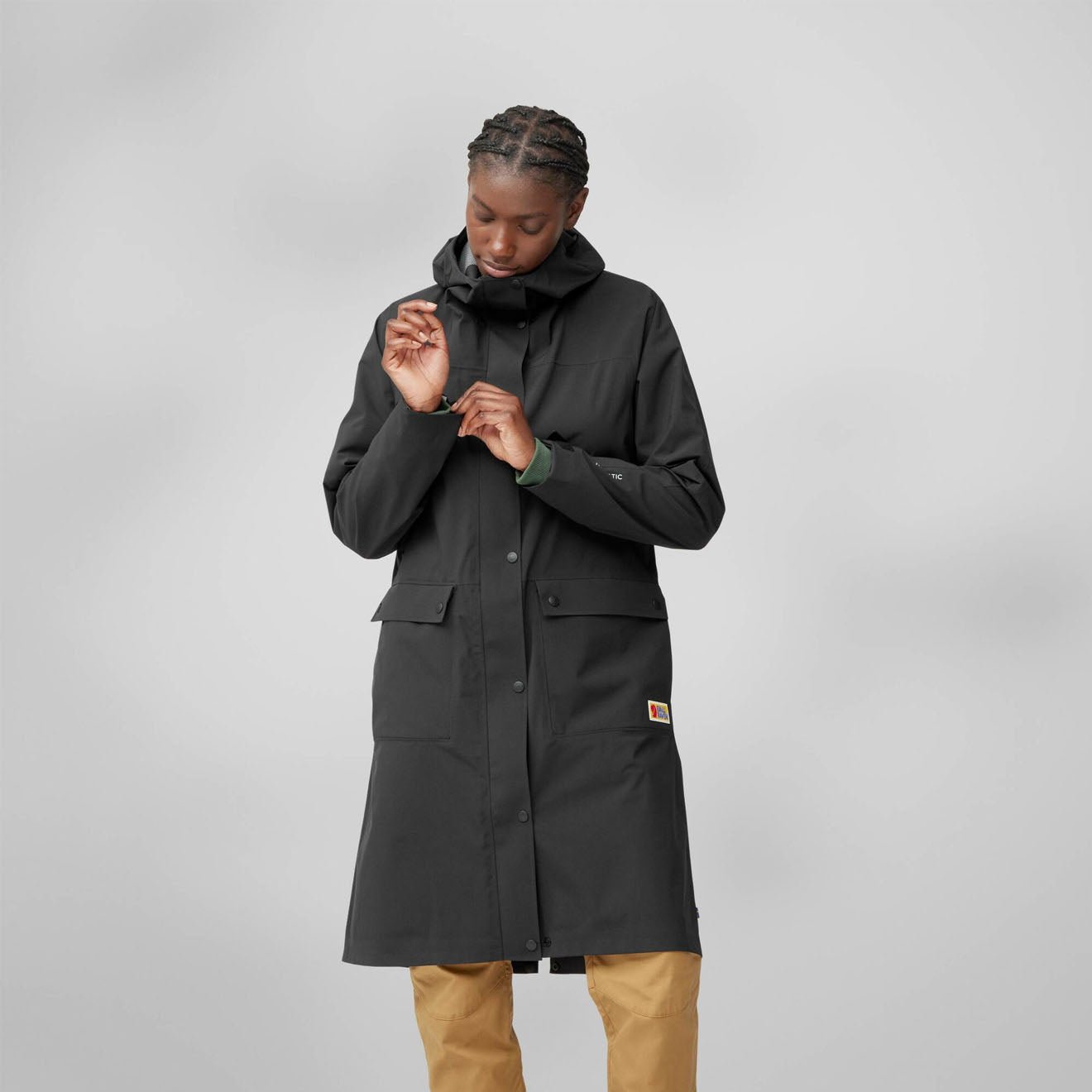 Fjallraven Womens Vardag Rain Parka Black - The Sporting Lodge
