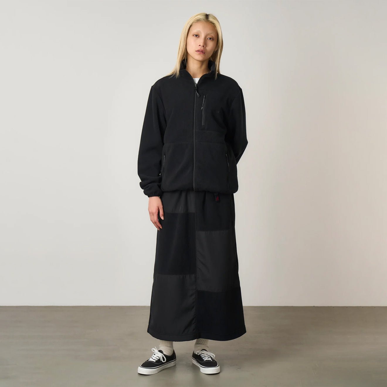 Gramicci Womens Thermal Fleece Patch Skirt Black - The Sporting Lodge
