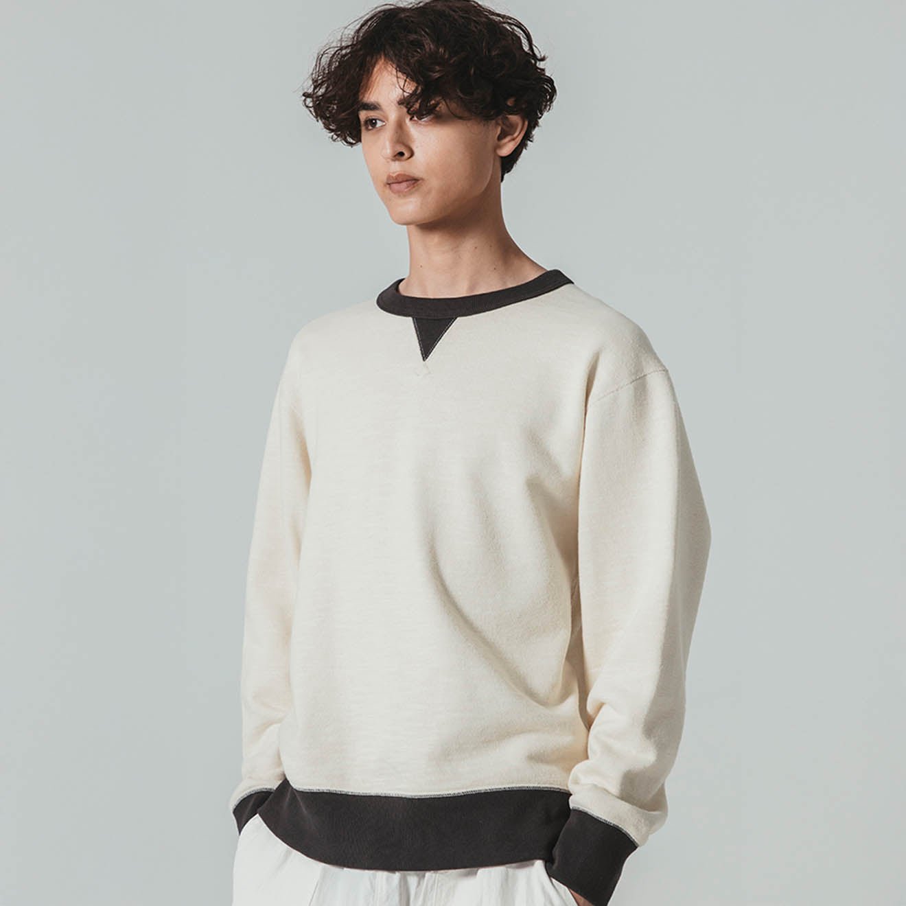Jackman GG Sweat Crewneck Ivory / Ink Black - The Sporting Lodge