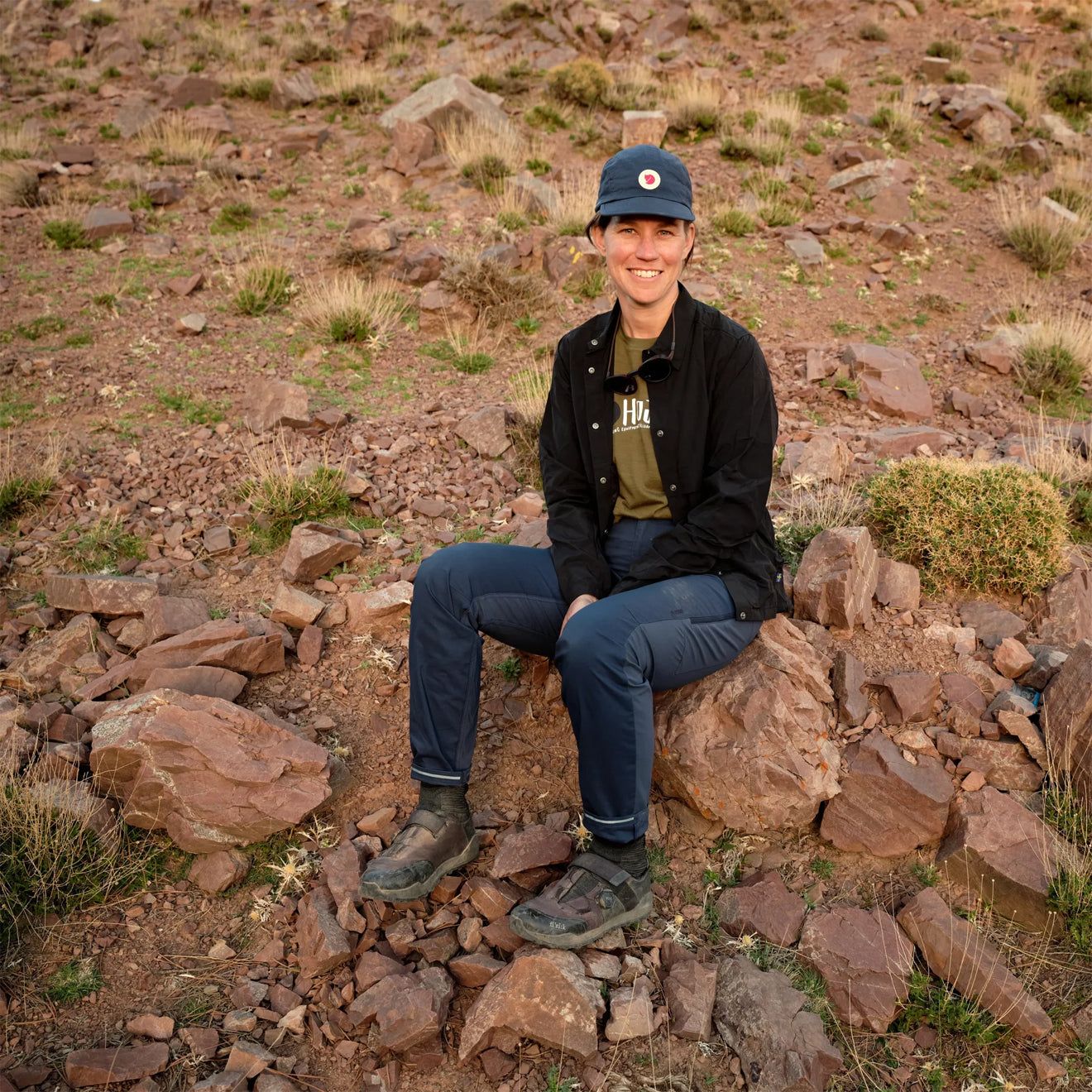 Fjallraven Womens Hoja Rider's Wind Jacket Black - The Sporting Lodge