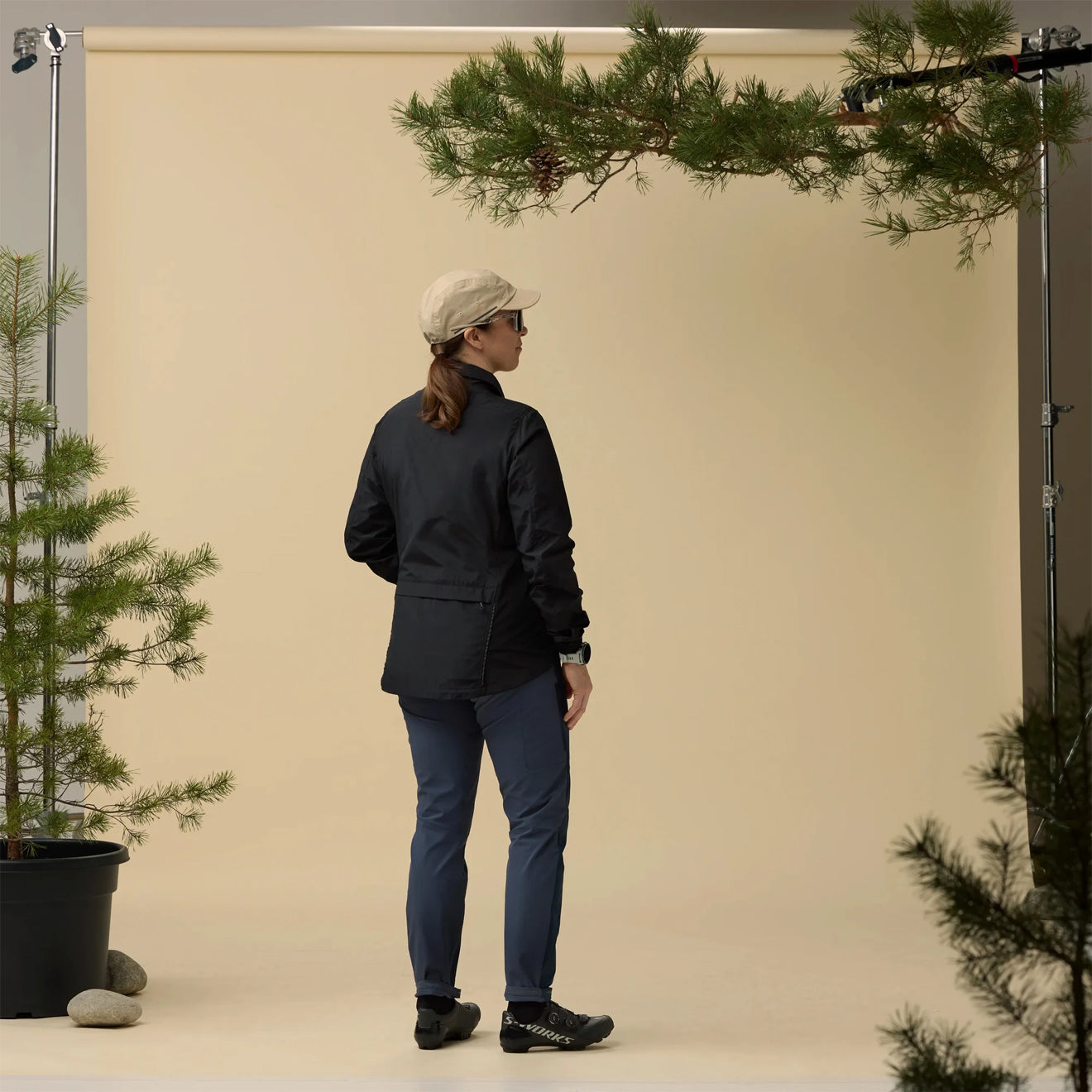 Fjallraven Womens Hoja Rider's Wind Jacket Black - The Sporting Lodge