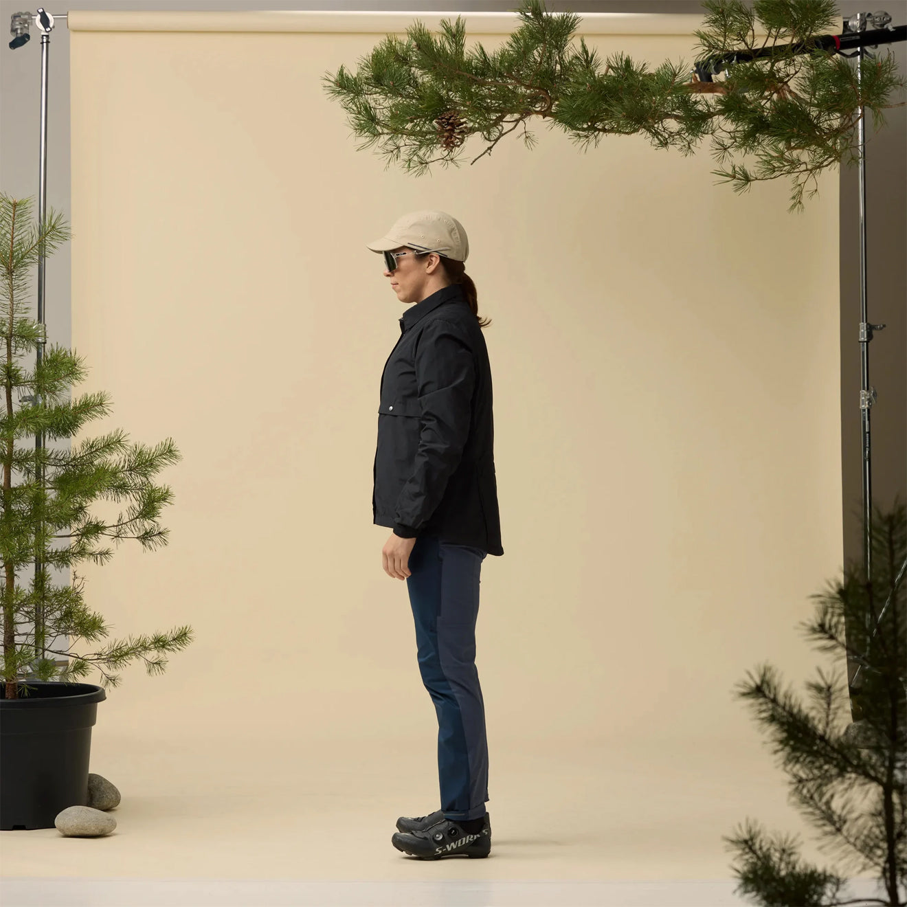 Fjallraven Womens Hoja Rider's Wind Jacket Black - The Sporting Lodge