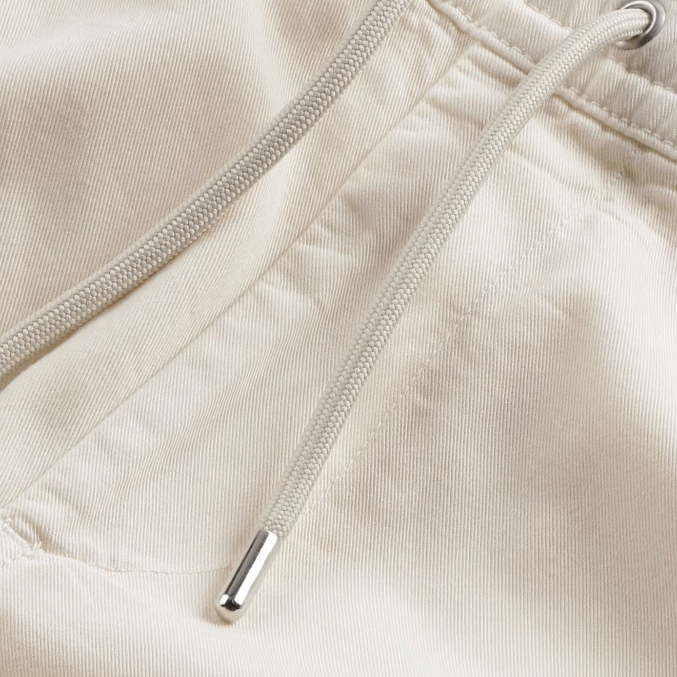 NN07 Gregor Shorts Ivory