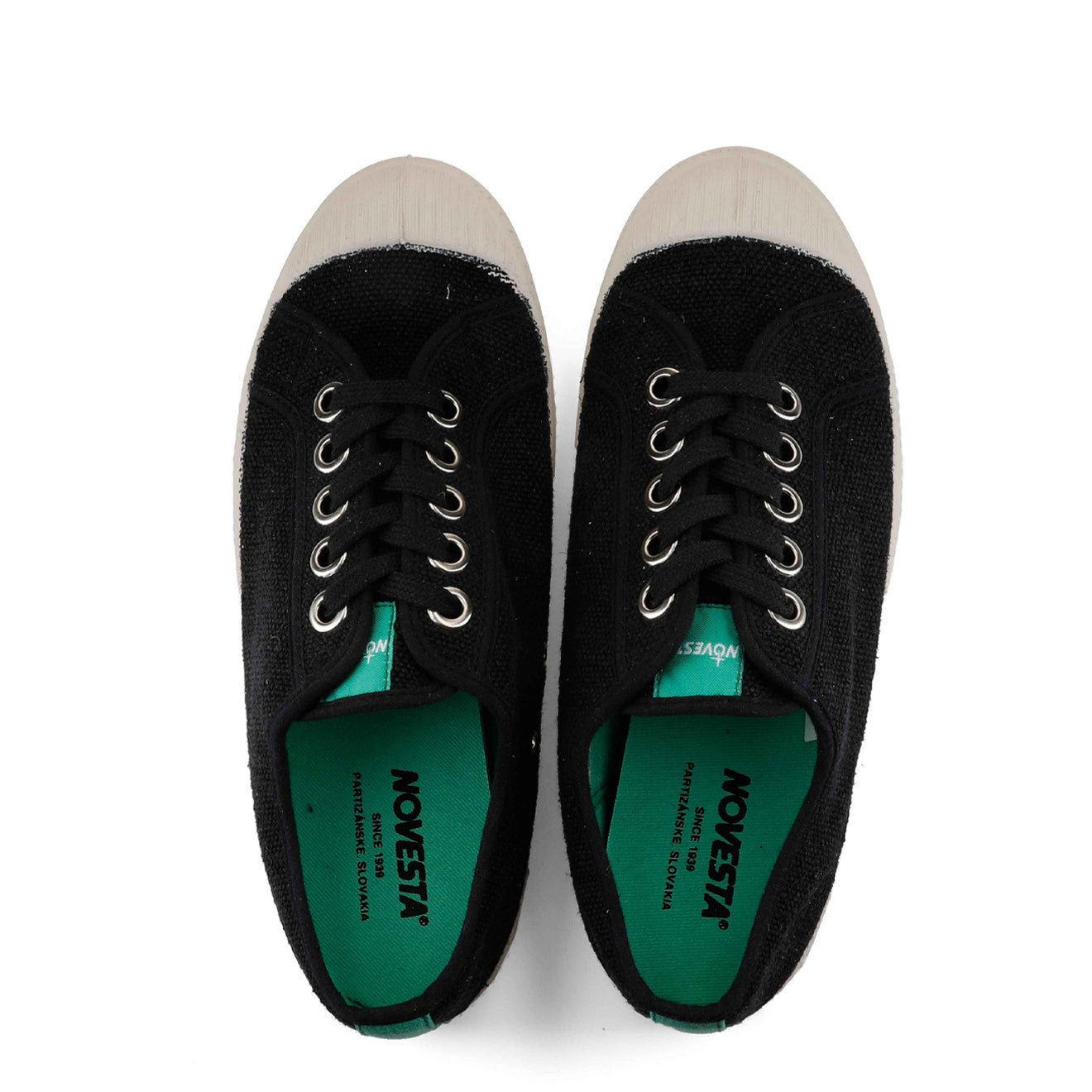 Novesta Star Master Trainer Hemp Black - The Sporting Lodge
