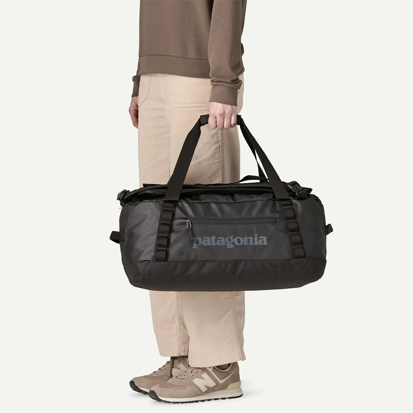 Patagonia Black Hole Duffel 40L Black w/Black - The Sporting Lodge