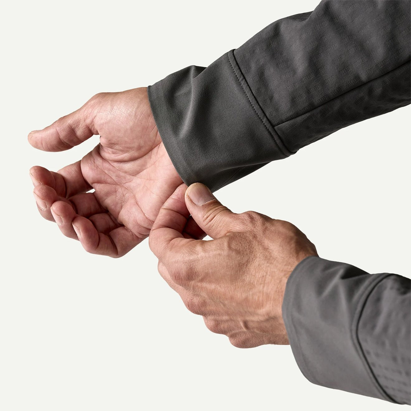 Patagonia R2 TechFace Pullover Forge Grey - The Sporting Lodge