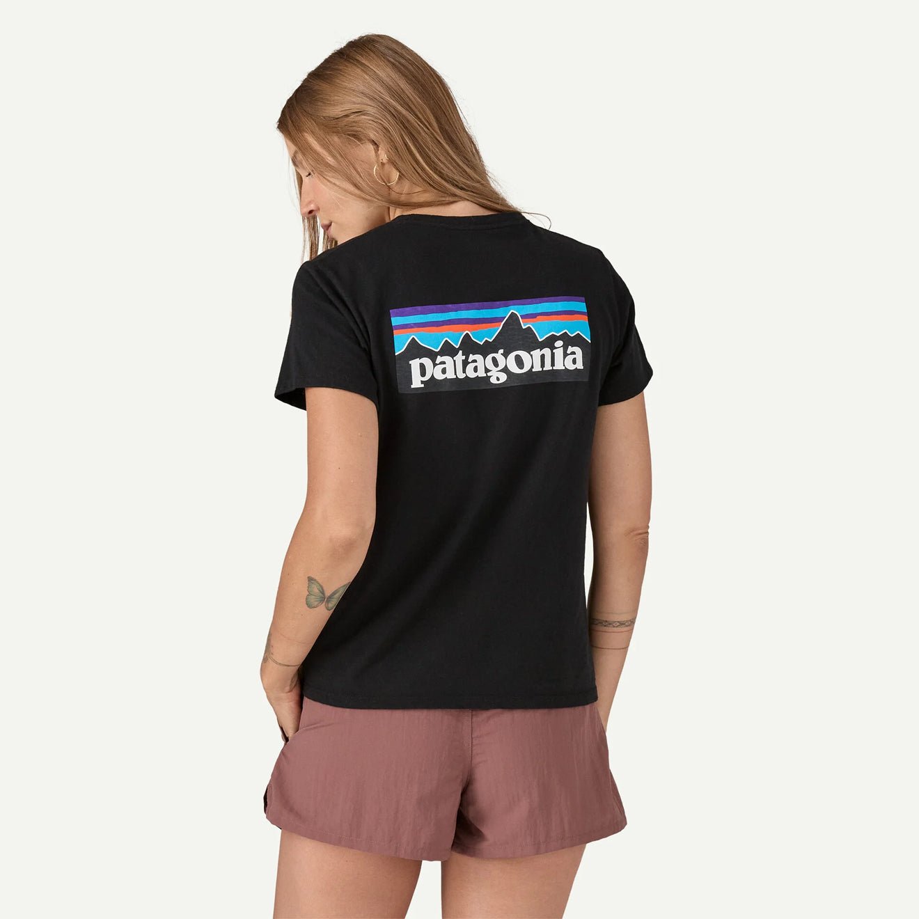 Patagonia Womens P-6 Logo Responsibili-Tee Black - The Sporting Lodge