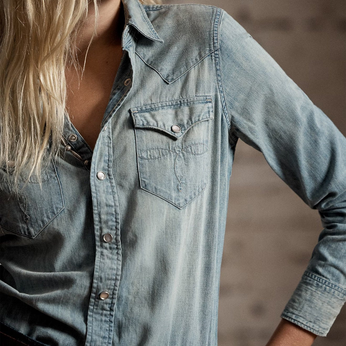 RRL by Ralph Lauren Womens Indigo Denim Western Shirt Medium Wash - The Sporting Lodge