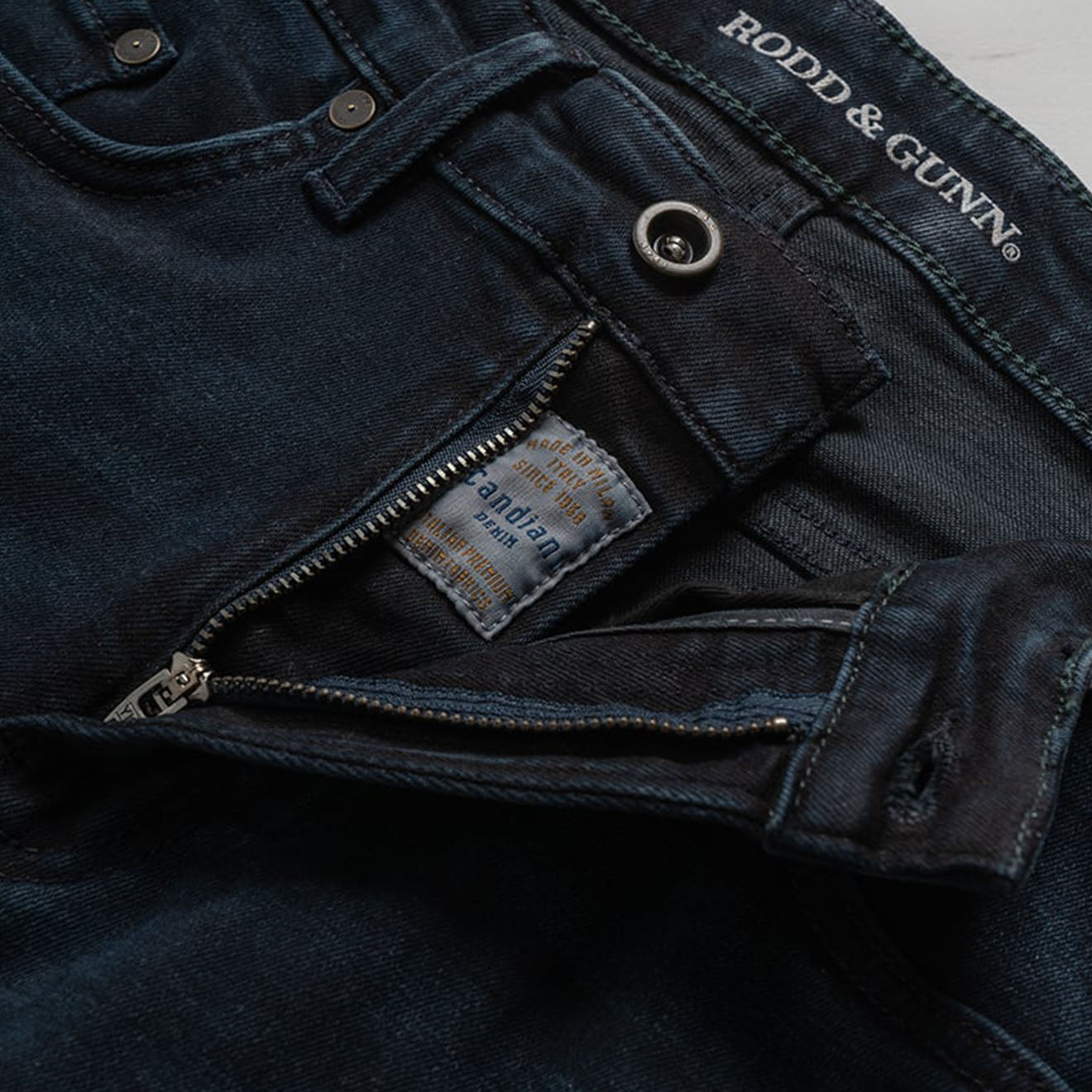 Rodd & Gunn Weston Straight Fit Italian Denim Jeans Blue / Black - The Sporting Lodge