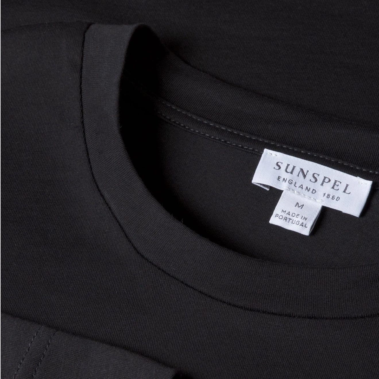 Sunspel Long Sleeve Riviera Midweight T-Shirt Black - The Sporting Lodge