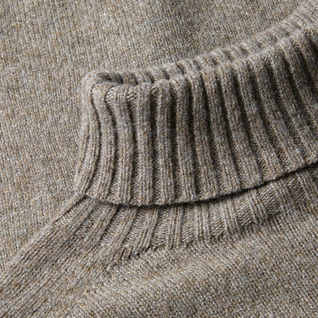 Sunspel Roll Neck Sweater Bark - The Sporting Lodge
