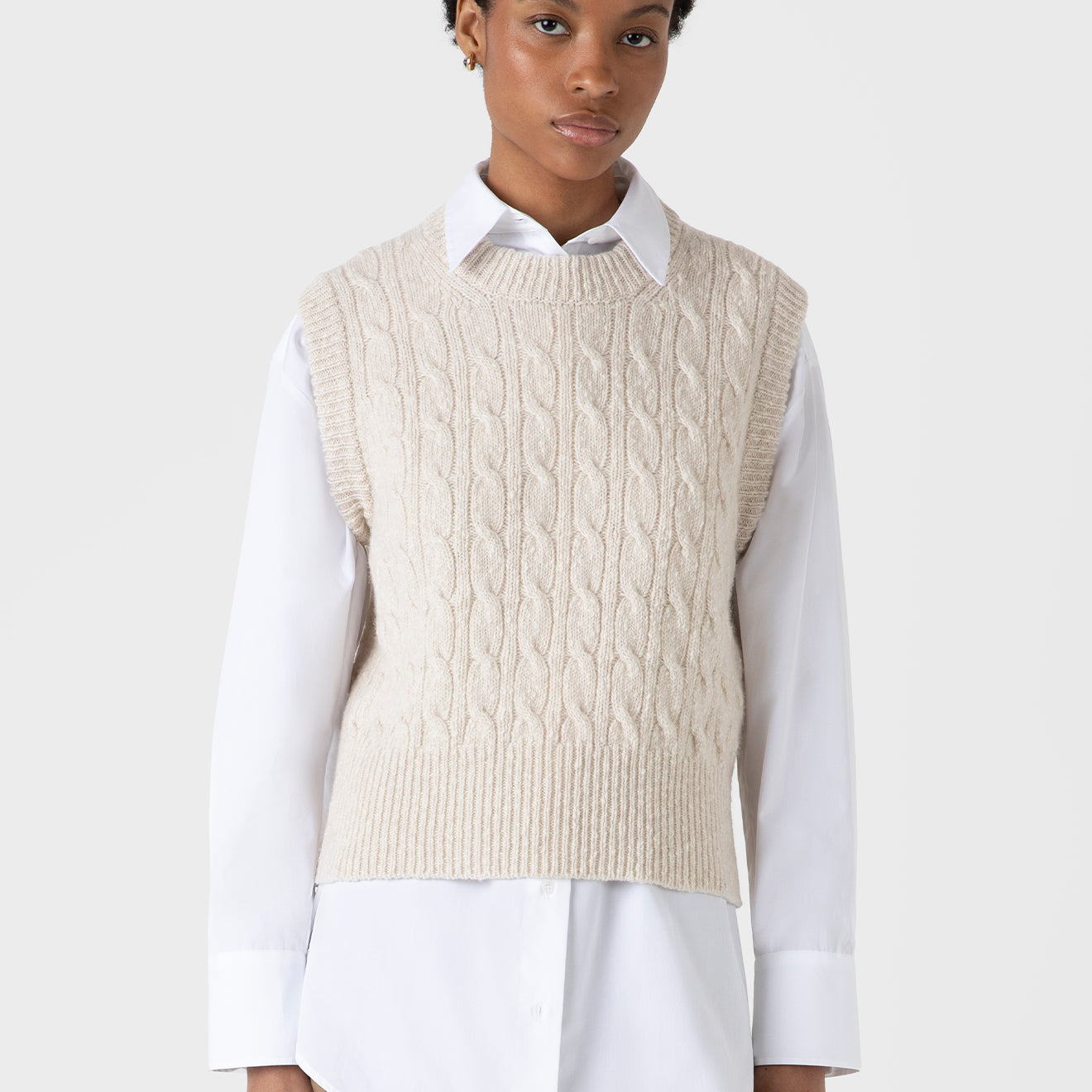 Sunspel Womens Cable Knit Vest Ecru - The Sporting Lodge