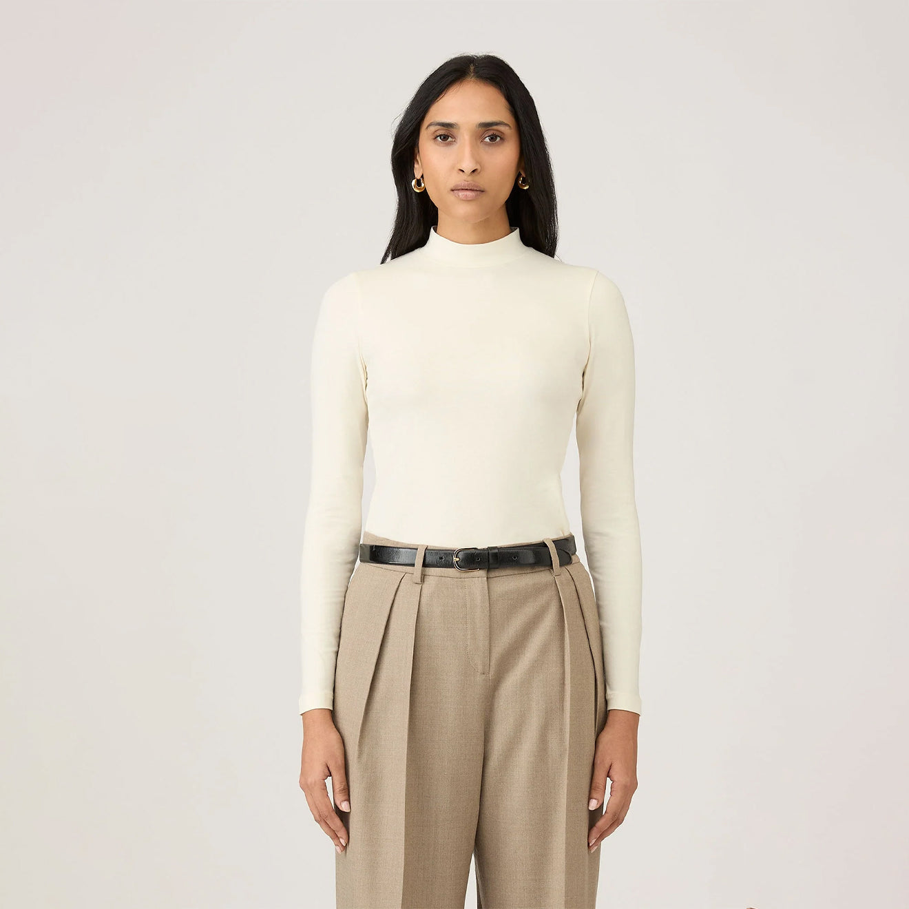 Sunspel Womens Mock Neck L/S Top Ecru - The Sporting Lodge