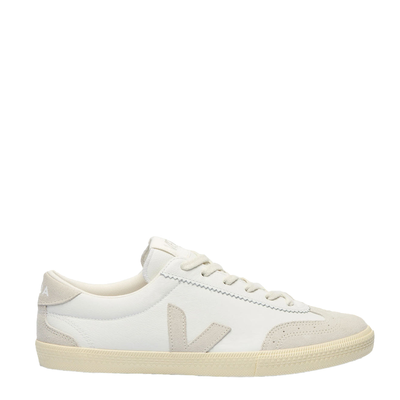 Veja Volley Trainer White / Natural - The Sporting Lodge