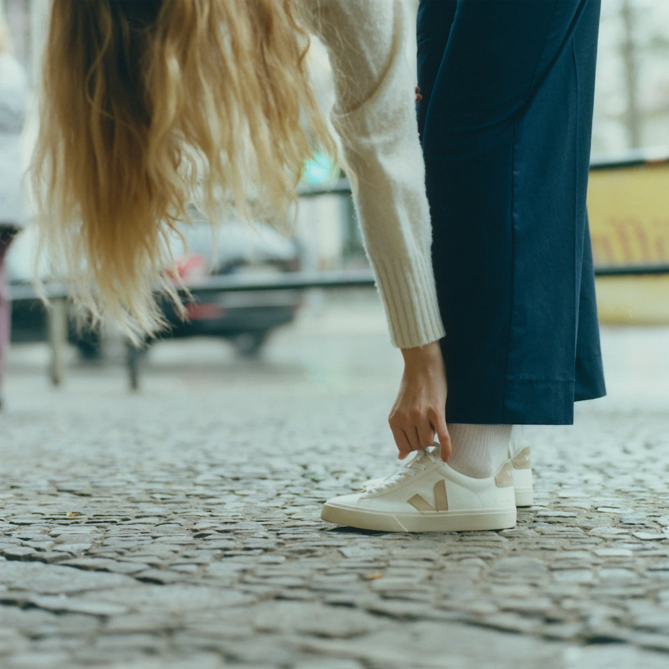 Veja Womens Campo Chromefree Leather Trainer Extra-White Almond - The Sporting Lodge