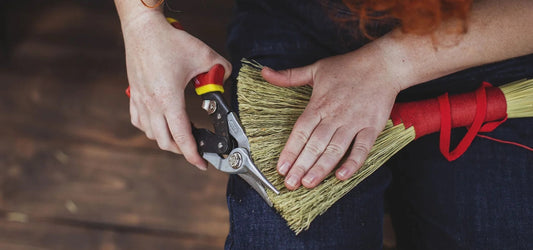 Heritage Crafts Series Number 11: The Brush & Broom Maker