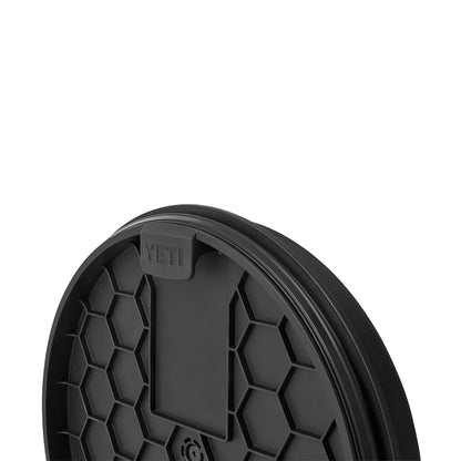 YETI Loadout Bucket Swivel Seat Black - The Sporting Lodge