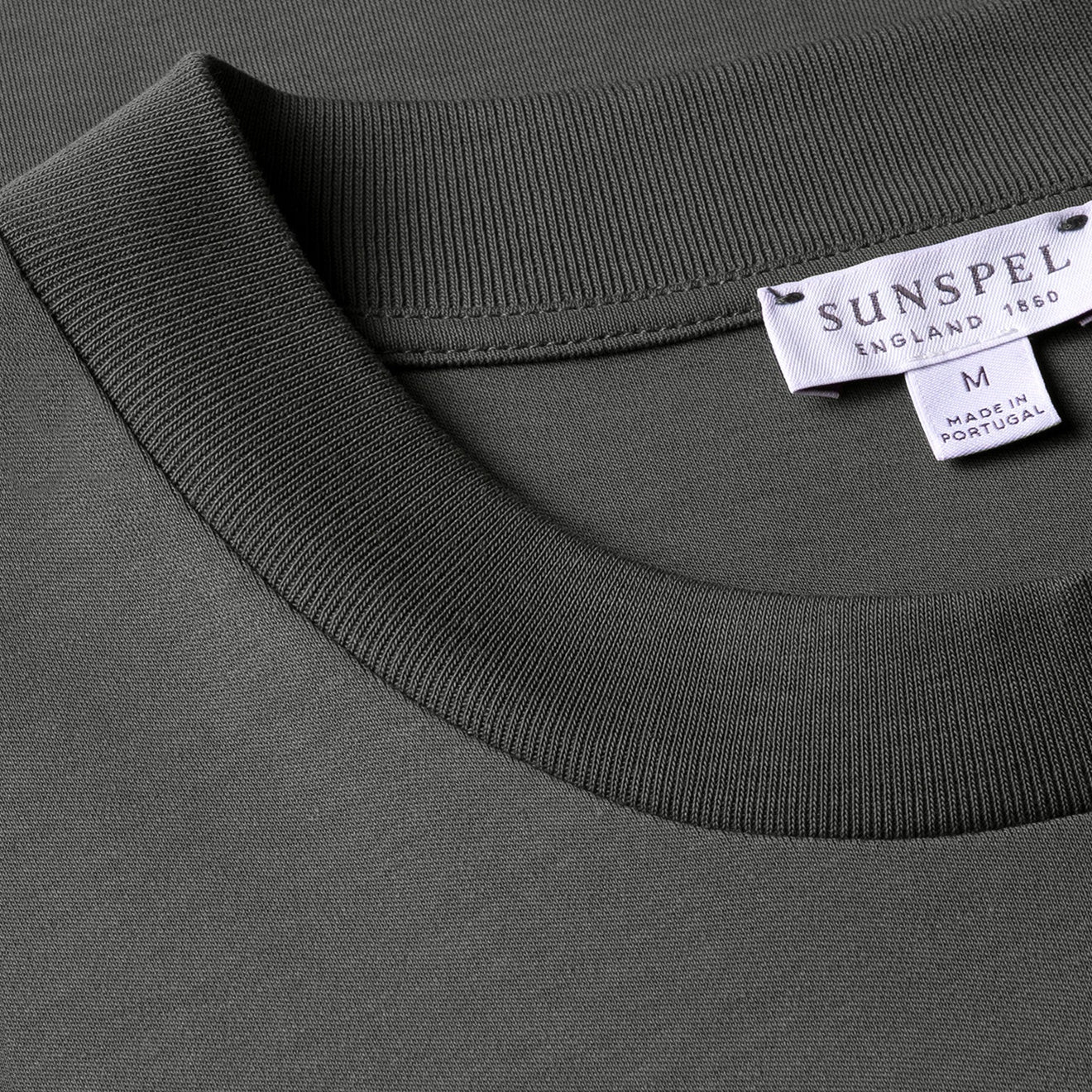 Sunspel Relaxed Fit Heavyweight T‑Shirt Drill Green - The Sporting Lodge