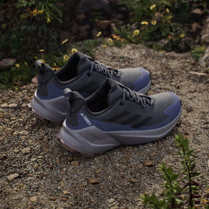 Adidas Terrex Womens Trailmaker 2.0 GORE-TEX Hiking Shoes Carbon / Core Black / Preloved Violet