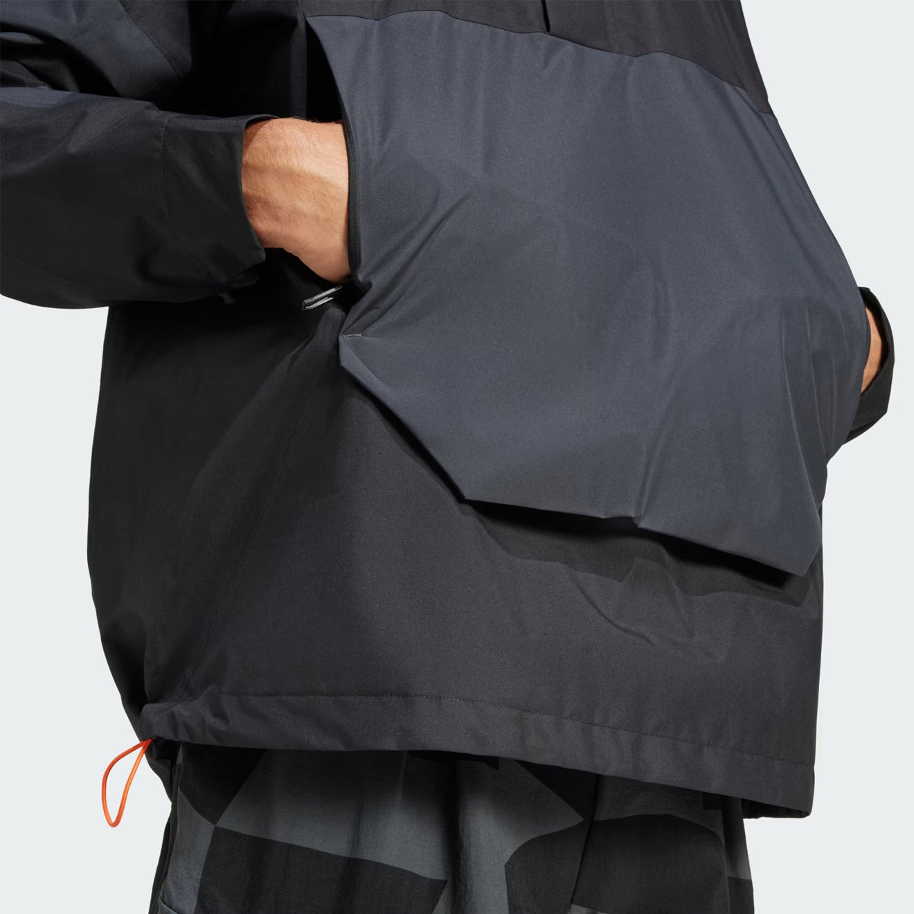 Adidas Terrex Xploric 2.5L Climaproof Anorak Black / Carbon - The Sporting Lodge