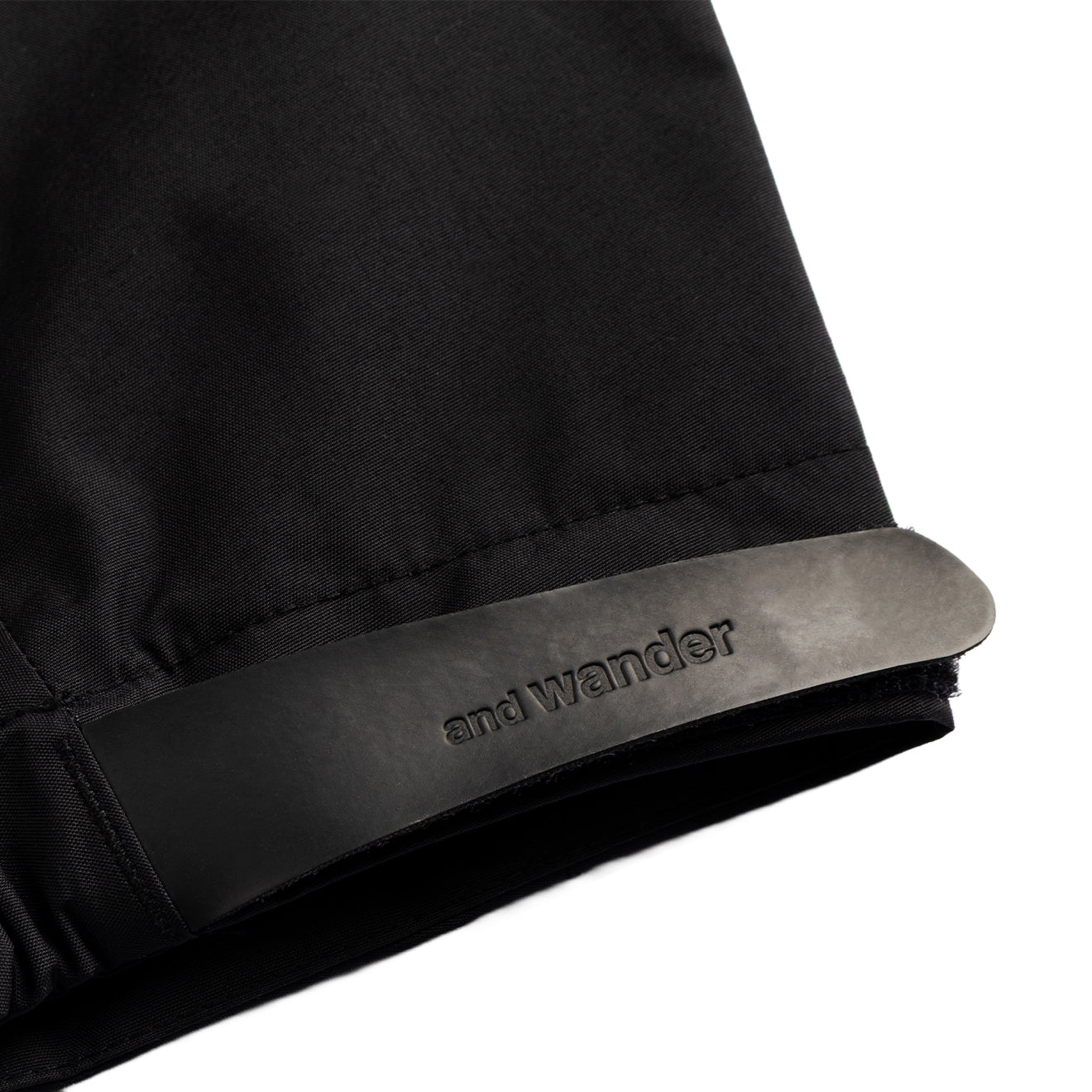 And Wander 2.5L Hiker Rain Jacket Black - The Sporting Lodge